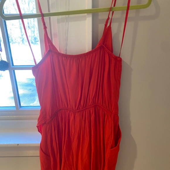 Red unworn romper - Picture 2 of 6